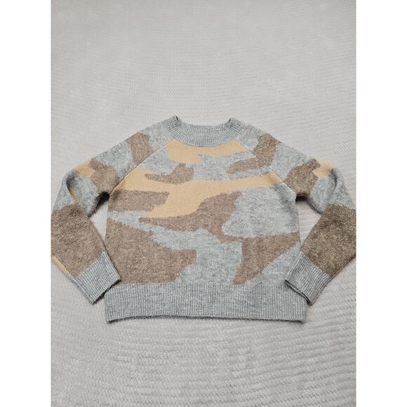 THML Sweater Womens Small Gray Camoflauge Pull Over Fuzzy & Warm - Picture 1 of 7